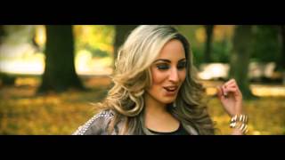 Vicky Chase - Helloween