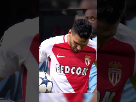 Cuando Falcao se encarg贸 del Manchester City