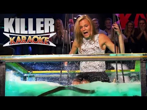 Killer Karaoke | Livredd blondine synger "Bombo" i vanntank med åler | discovery+ Norge