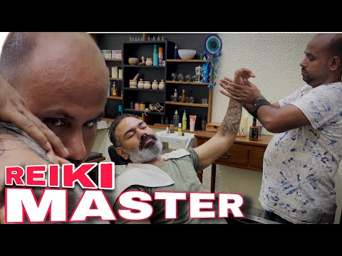 Reiki Master performing head massage to relax my stressful day, Asmr massage for relaxation