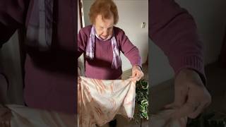 Una camisa para la nonna. Acepta? #nonna #humor #abuelita #comedia