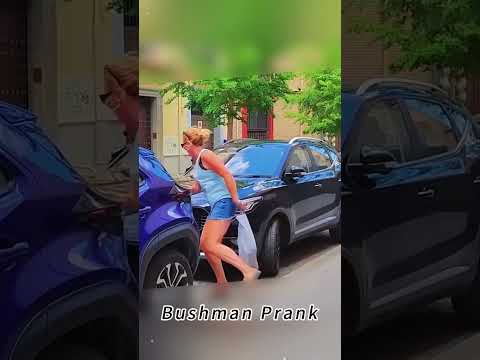 Bushman prank #bushmanprank #funny #bushmanscare #funnyshorts #fypyoutube #fyp