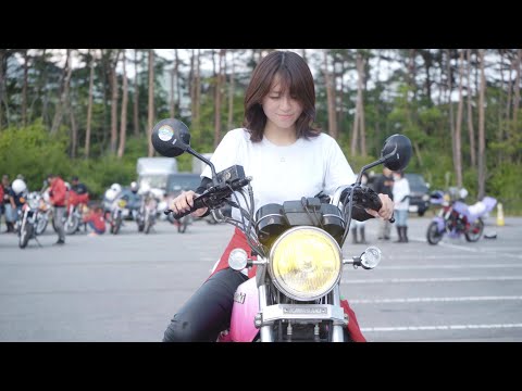 KawasakiのZに乗る綺麗な女性たち（インタビュー映像付き）
