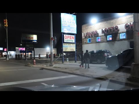 DETROIT VIOLENT LIQOUR STORE / GUYS TALK ABOUT GETTING BACK AT OPPS WHO ROBBED THEM