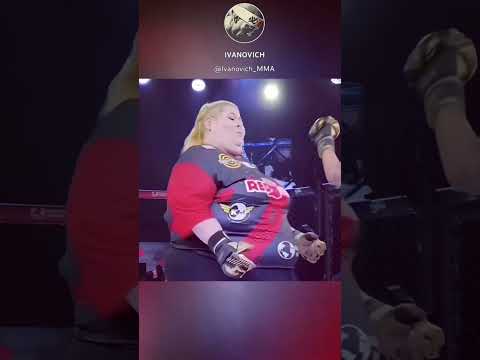Droběnka vs Regina  #shorts