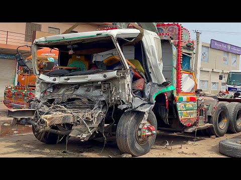 Heavy Duty Truck Met With on Accident on the Road We Repaired the Truck to Run Again on the Road.