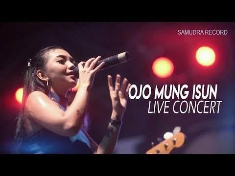 #SyahibaSaufa #OjoMungIsun #SamudraRecord Syahiba Saufa - Ojo Mung Isun [LIVE]