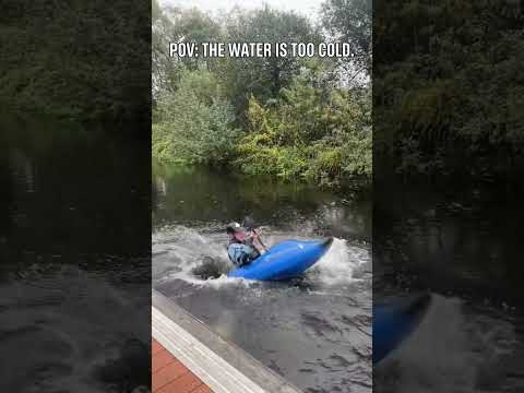 When you have to keep the summer focus in winter weather 🥺 📹: markkearneykayak