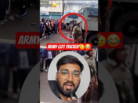 Protesters singing national anthem during protest.The army stood still 🫡😂