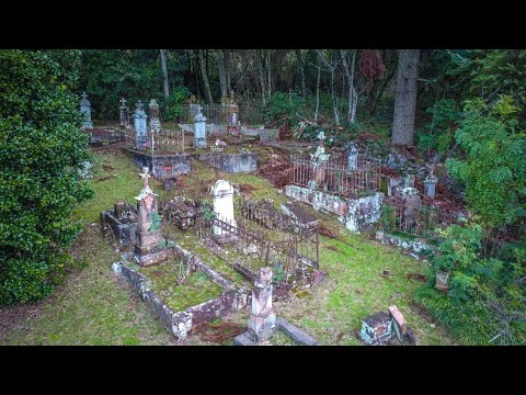 TÚMULOS COM MAIS DE UM SÉCULO NESTE ANTIGO CEMITÉRIO NA SERRA GAÚCHA!