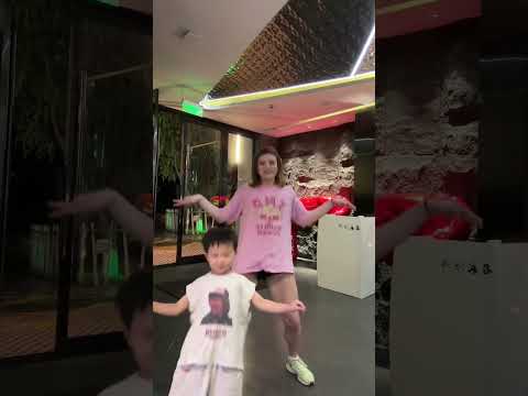 The Metal Sheet🥰 Collaboration with Sister Johnnybaby #Johnnybaby #themetalsheet #dancing