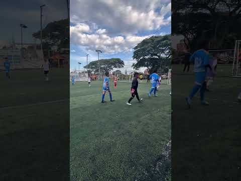 Era un Atajadón 🧤🔥 #viralvideo #futbol #humor #partido #entrenamiento #goalkeeper #portero