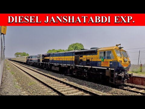 DIESEL JANSHATABDI EXPRESS Crosses Various TRAINS | HUBLI - BANGLORE LINE | Indian Railways