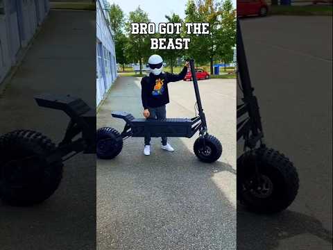 🤯Biggest Scooter In The World🌍 #escooter #popular #viral #shorts