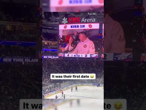 This kiss cam was too good 😂👏