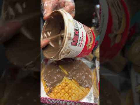عملت مفاجا لمامتها بعيد ميلاده