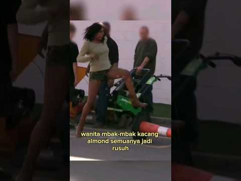Awalnya Tenang !!! Eh Tiba Tiba Toko Om Barbar jadi Rusuh Gara-Gara Emak-Emak