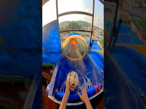 bella ciao playground parkour water slide pov đđŠđ
