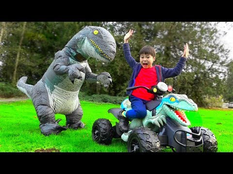 恐竜バイクでお出かけ！恐竜が追いかけてキター！！