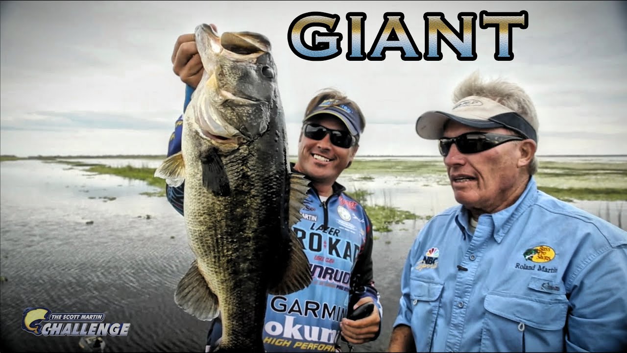 SMC Season 10: 7 - Scott and Roland show you how to catch GIANT BASS while sight fishing.
