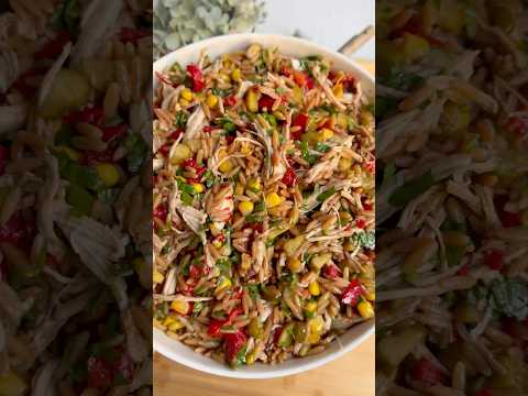 Yemelere doyamayacağınız Tavuklu Şehriye Salatası😍Tarif yorumda✍️ #food #salata #globalcuisine