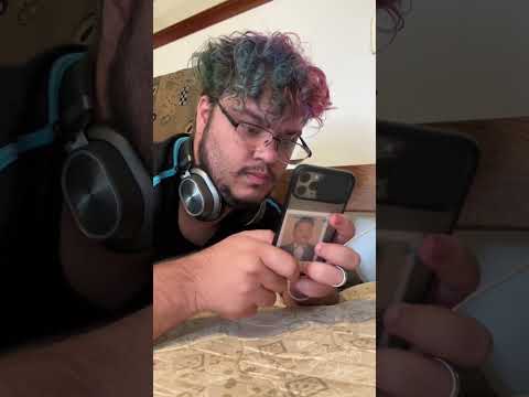 ESSE GAROTO É IGUALZINHO UM PERSONAGEM DE CARROSSEL