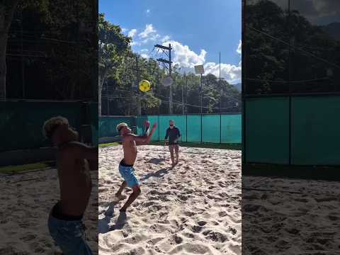 ❤️ Lamine Yamal joue au foot volley contre Neymar au Brésil (Barça, holidays) #football #shorts