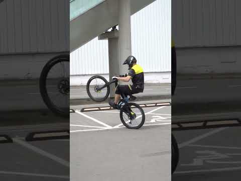 Drift + Kangaroo #mtbstunt #bikelife