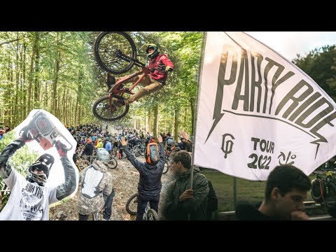 The biggest PARTYRIDE lap!! 300 riders