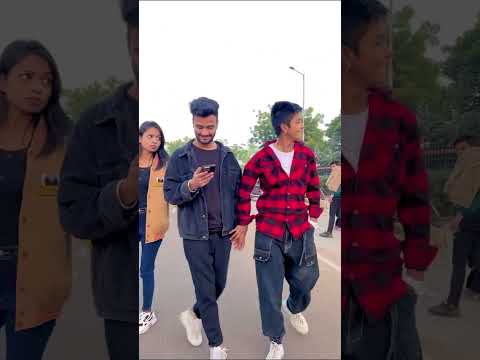 Public reaction kesa laga ap logo  ko 😎 { comment makn jarur batana❤️}#shorts #dost #behan