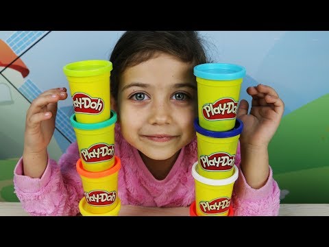 Учим цвета на английском вместе с Эмилюшей и Play Doh!
