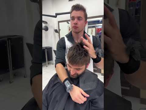 ASMR POV : JE SUIS TON COIFFEUR !