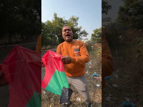 Bhutiya Bus Mein Mila Patang 🪁 #kiteflying #kite #patangbazi #patang #shorts