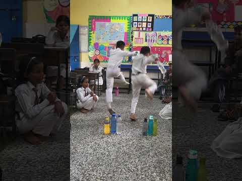 Jumping Game 😃in Classroom ✌️ #school#shortvideos#dance#activites#viralvideos#trending#kumudbharti