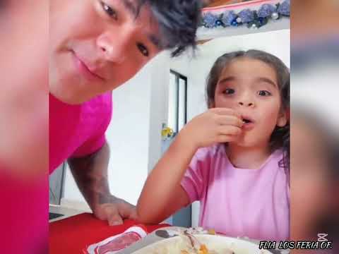 Los feria Salomé ￼ comiendo ensalada sin querer queriendo😅😍♥️