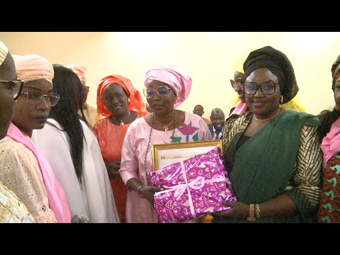 Mbacké ; Cérémonie de remise de serviettes hygiéniques aux collèges et lycées