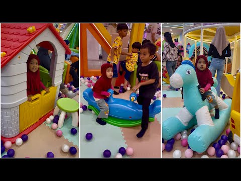 Liburan panjang bermain ke playground