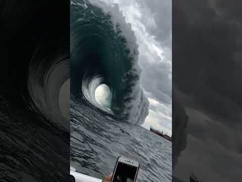 Scary Mega Tsunami North Pacific Coast, Japan #tsunami &nbsp;#nature &nbsp;#shortvideo #scary