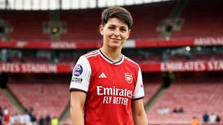 Why Did Arsenal Sign Élisa De Almeida?