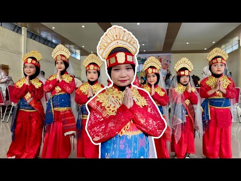 PERTAMA KALI LOMBA MENARI! SERUNYA ADIK ZIZI DAN TEMAN SEKELAS!