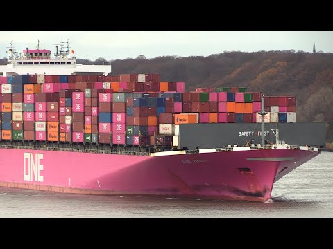 Massive Container Ships on the Move – Shipspotting on the Elbe River at Hamburg Port, Germany
