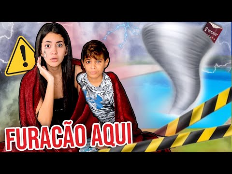 🌪 PASSEI UMA NOITE NO FURACÃO MILTON que CHEGOU NA MINHA CIDADE!!! 100% REAL 😨 Bela Bagunça