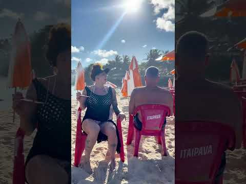 Reflexo do rapaz tá em dia 😂😂😂 #humor #meme #casal #praia