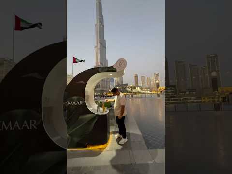 Free Water 💧 in Burj Khalifa Dubai #dubai #funnyvideos #shorts #provikrant #comedy #uttarpradesh
