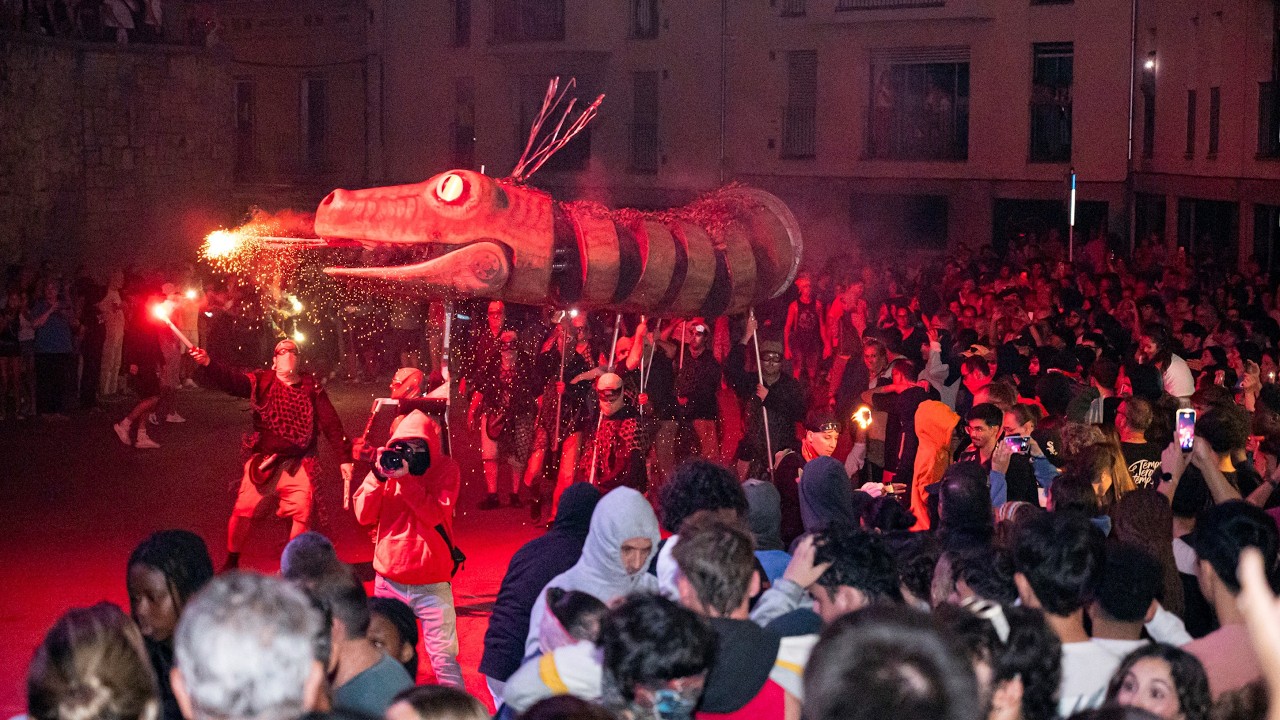 Manlleu viu amb gran èxit de participació els 20 anys de la festa del Serpent