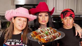 my MEXICAN MOM shows my No Sabo 15 y/o Son how to make ENCHILADAS 😬😂🇲🇽🇲🇽
