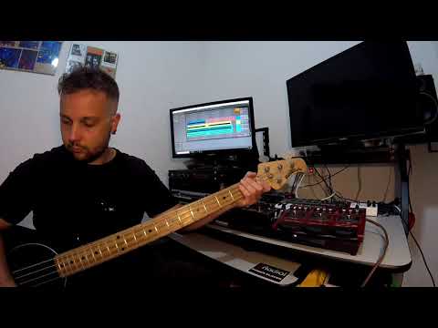 Andrea.Bax.bassplayer