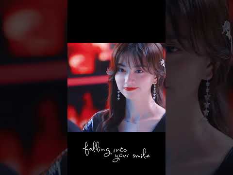 👀😂 | Falling Into Your Smile | YOUKU Shorts
