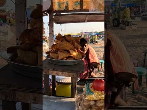 $0.10 Empty Samosa on Marina Beach in Chennai, India 🇮🇳 #shorts