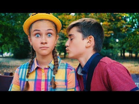 Лезет ЦЕЛОВАТЬСЯ на первом СВИДАНИЕ!!!
